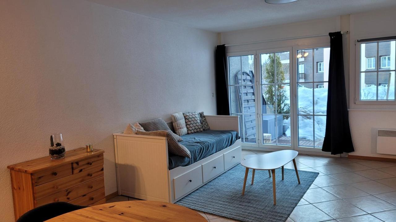 Appartement Avec Terrasse Ensoleillee Gruyeres Exteriör bild