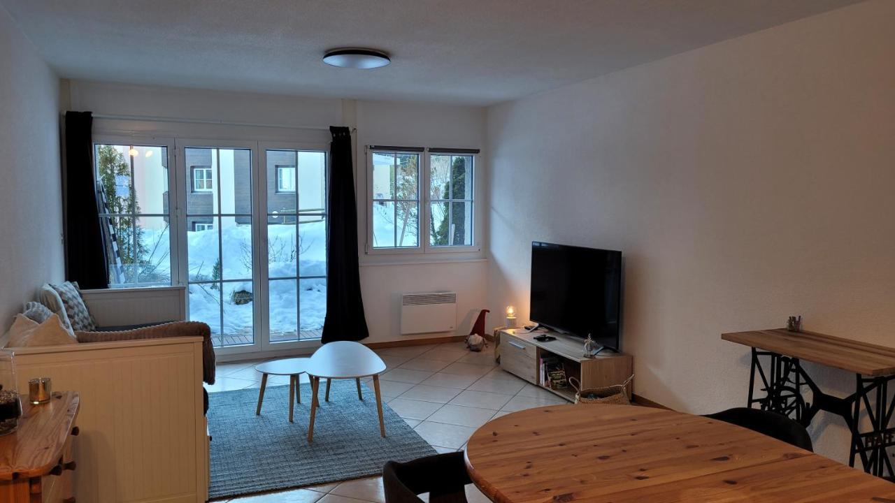 Appartement Avec Terrasse Ensoleillee Gruyeres Exteriör bild