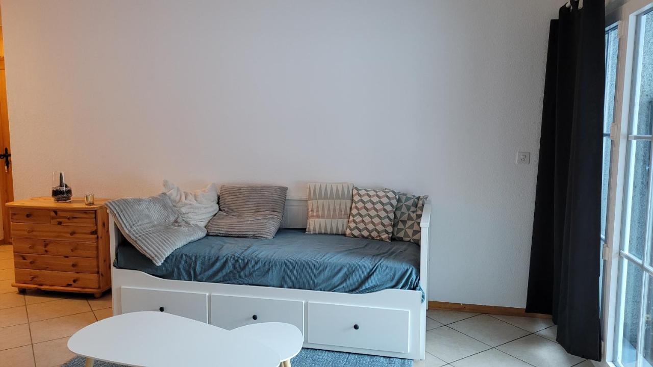 Appartement Avec Terrasse Ensoleillee Gruyeres Exteriör bild